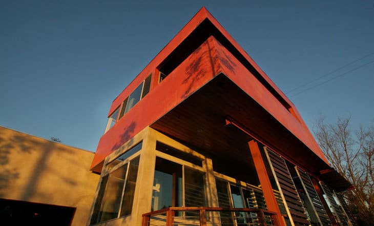 red eco house