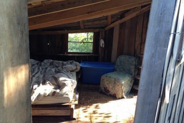 Home at Dancing Rabbit Ecovillage - A home made solely of local or reclaimed materials