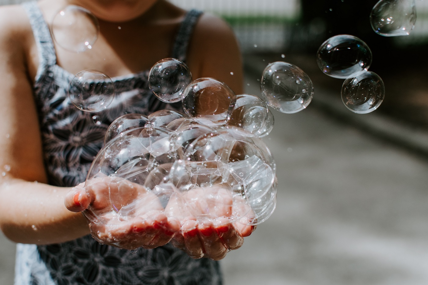 Green Cleaning at Home: 11 Alternatives to Common Household Cleaners